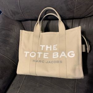 MARC JACOB The Medium Tote